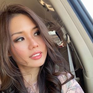 Meet your Posher, Arielle